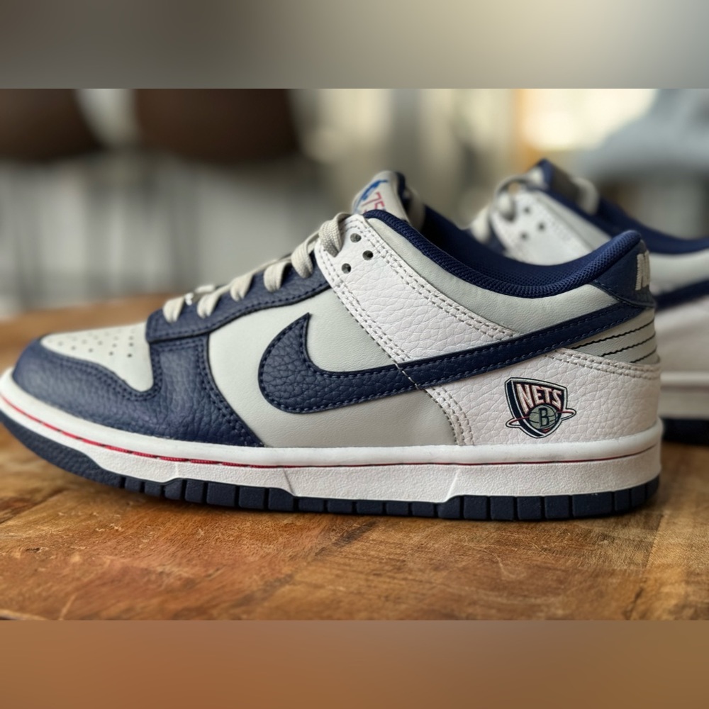 Nike Dunk Low EMB
NBA 75th Anniversary Brooklyn Nets